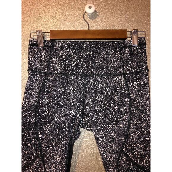 Lululemon Sporty Athletic Black White  Splatter  Outrun  Crop  Pants  Leggings - Picture 2 of 7